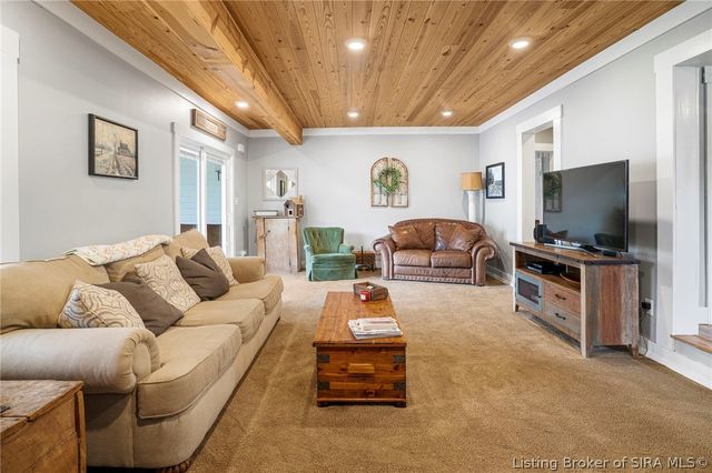 8298 W Chicken Run Road, Madison, IN 47250