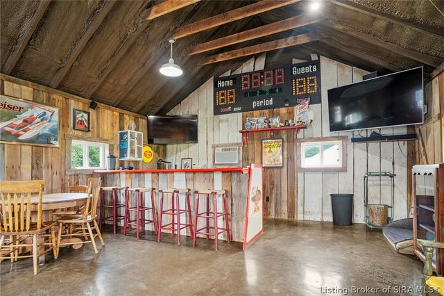 8298 W Chicken Run Road, Madison, IN 47250