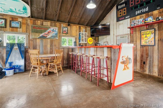 8298 W Chicken Run Road, Madison, IN 47250