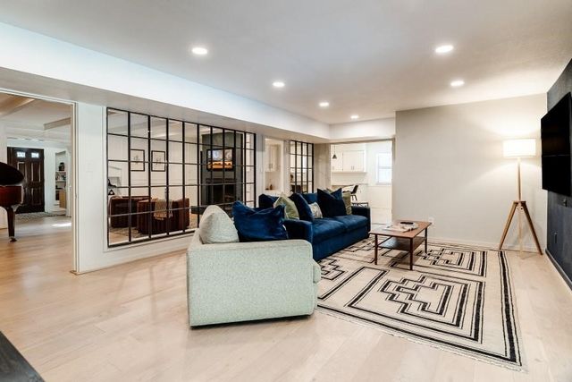 2304 Wakeforest Court, Arlington, TX 76012