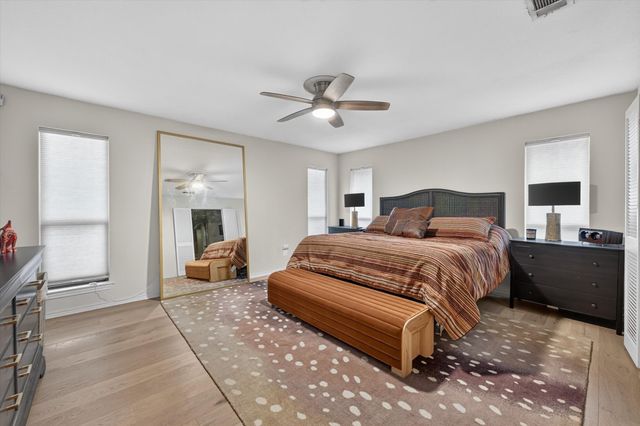 2304 Wakeforest Court, Arlington, TX 76012