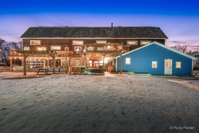 4801 Barreville Road, Prairie Grove, IL 60012