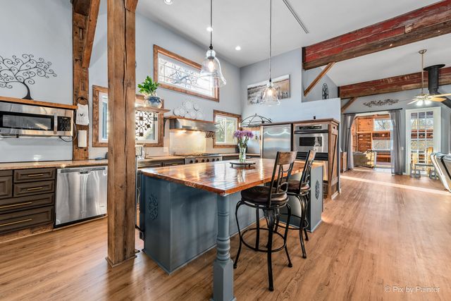 4801 Barreville Road, Prairie Grove, IL 60012