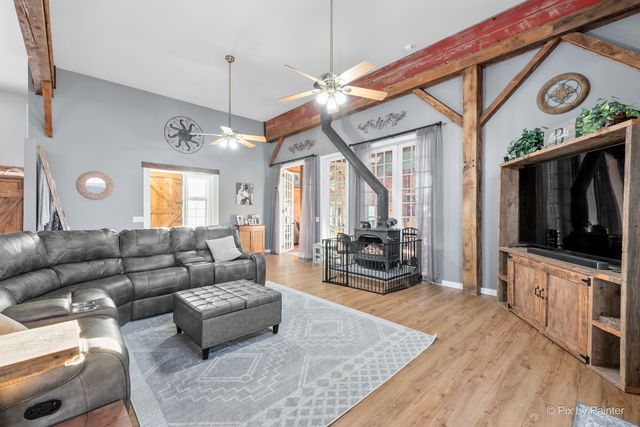 4801 Barreville Road, Prairie Grove, IL 60012