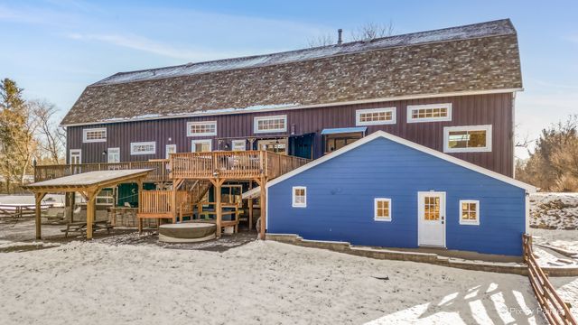 4801 Barreville Road, Prairie Grove, IL 60012