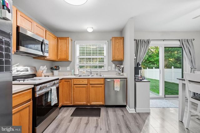 10 W VIOLETTE DR, New Castle, DE 19720