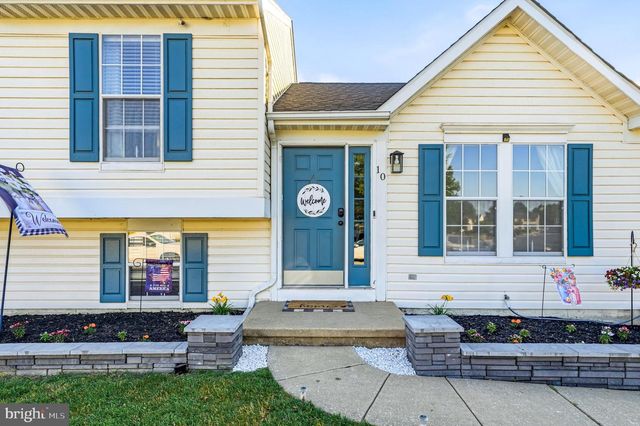 10 W VIOLETTE DR, New Castle, DE 19720
