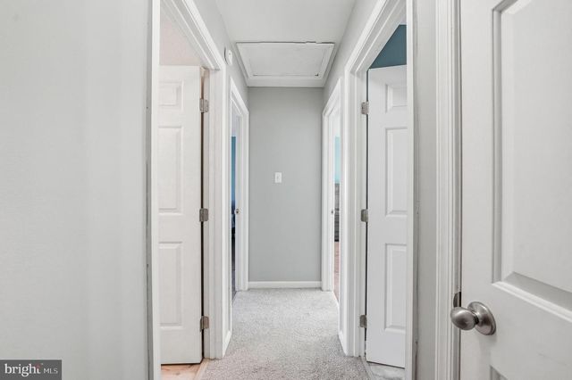 10 W VIOLETTE DR, New Castle, DE 19720