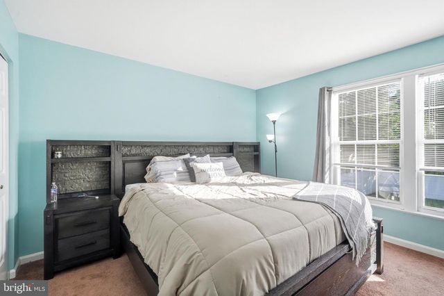 10 W VIOLETTE DR, New Castle, DE 19720