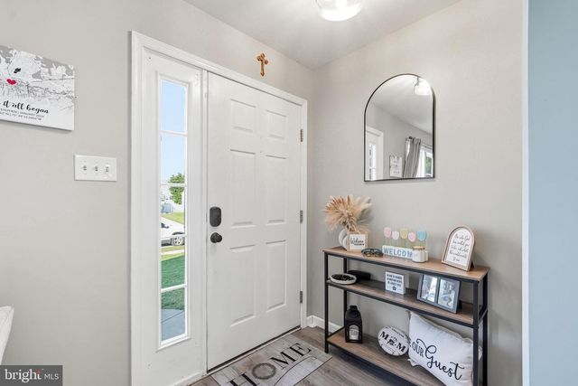 10 W VIOLETTE DR, New Castle, DE 19720