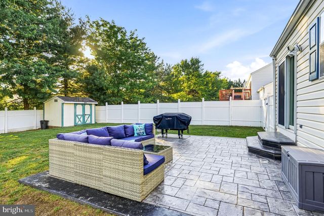 10 W VIOLETTE DR, New Castle, DE 19720