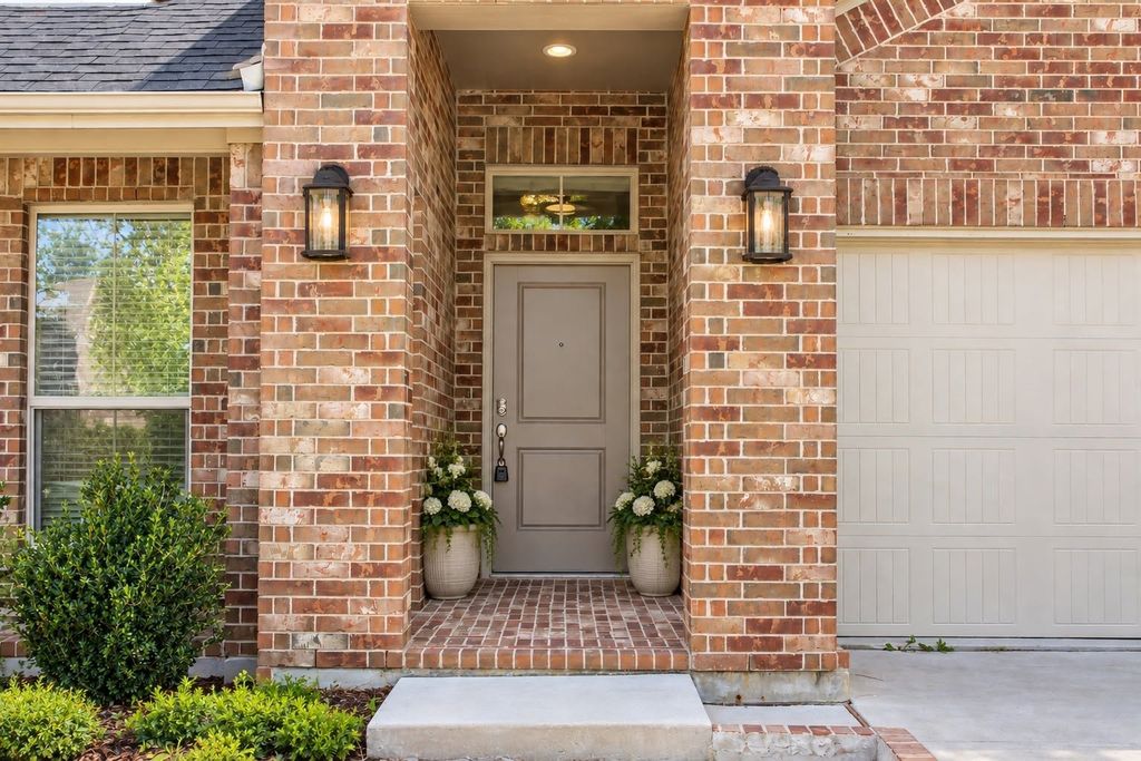 1102 Tiburon Trail, Cleburne, TX 76033 — photo 2