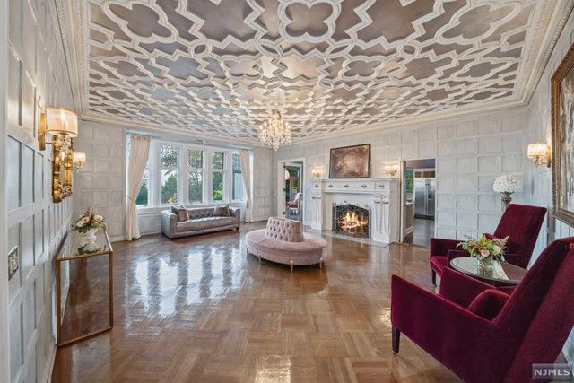 35 Afterglow Way, Montclair, NJ 07042