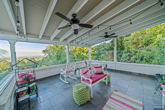 35 Afterglow Way, Montclair, NJ 07042
