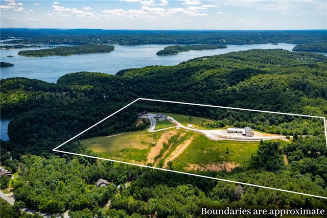 10257 Broken Bow Trail, Rogers, AR 72756