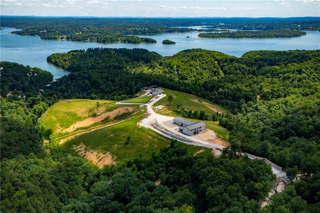 10257 Broken Bow Trail, Rogers, AR 72756