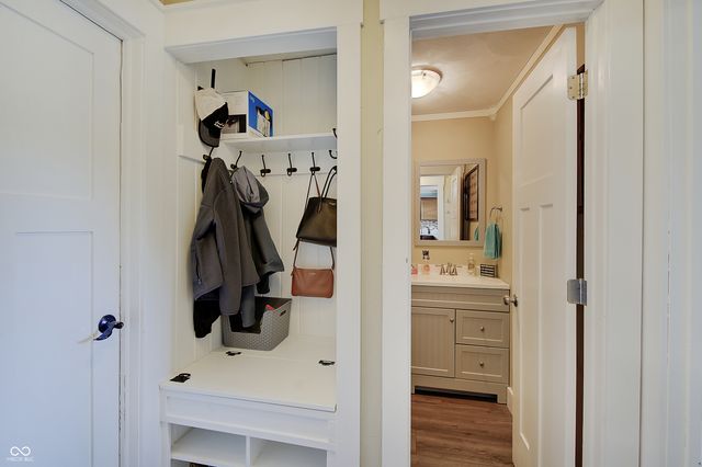 730 Carmen Plaza, Greenwood, IN 46143