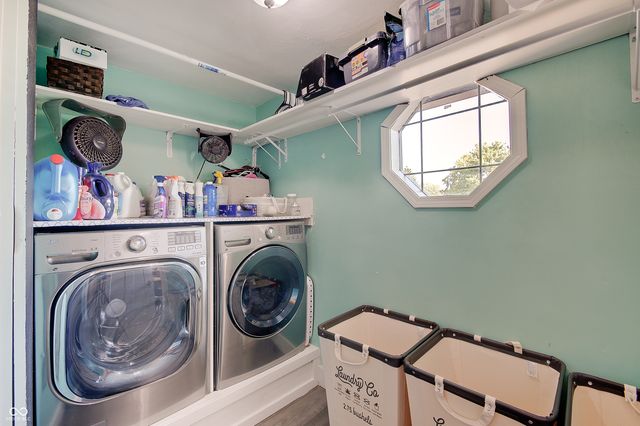 730 Carmen Plaza, Greenwood, IN 46143