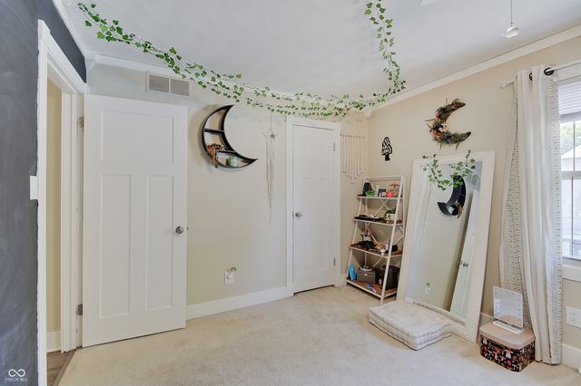 730 Carmen Plaza, Greenwood, IN 46143