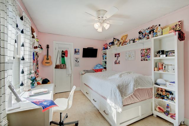 730 Carmen Plaza, Greenwood, IN 46143