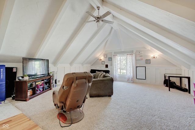 730 Carmen Plaza, Greenwood, IN 46143