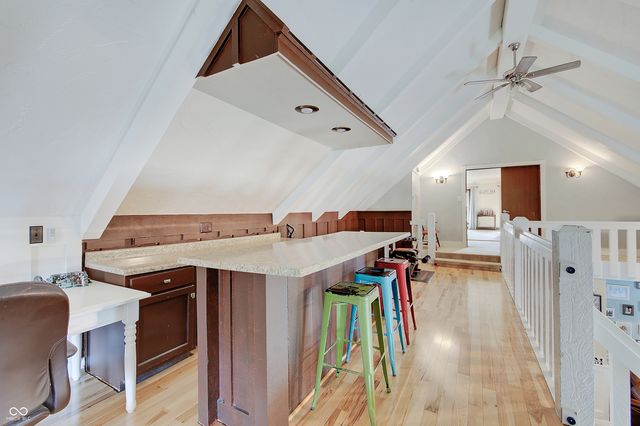 730 Carmen Plaza, Greenwood, IN 46143