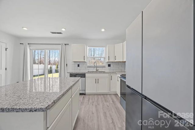 1820 Hooper Court, Charlotte, NC 28212