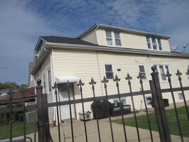 2320 N Mulligan Avenue, Chicago, IL 60639