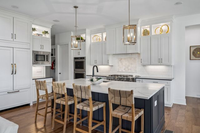 6133 Open Meadow Ln, Franklin, TN 37067