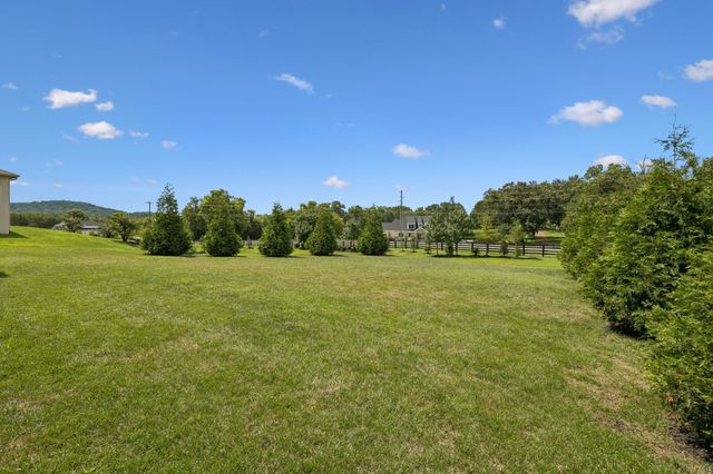 6133 Open Meadow Ln, Franklin, TN 37067