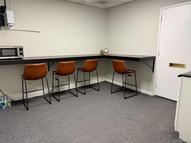 375 Sunrise Highway 5, Lynbrook, NY 11563