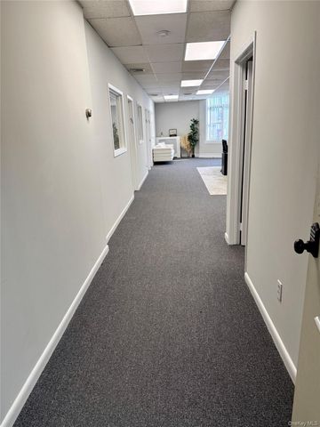 375 Sunrise Highway 5, Lynbrook, NY 11563