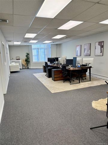 375 Sunrise Highway 5, Lynbrook, NY 11563