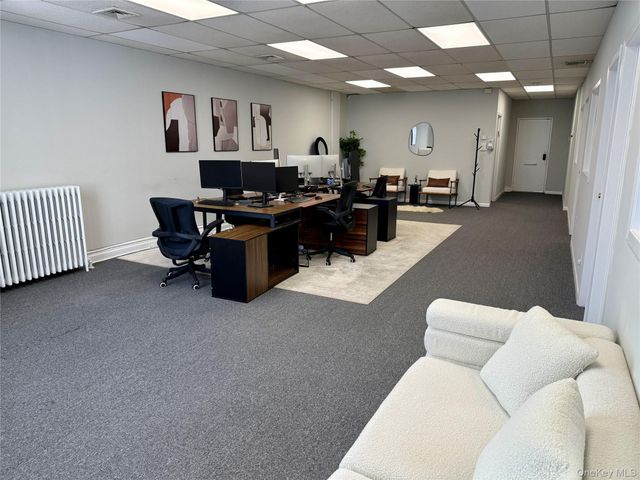 375 Sunrise Highway 5, Lynbrook, NY 11563