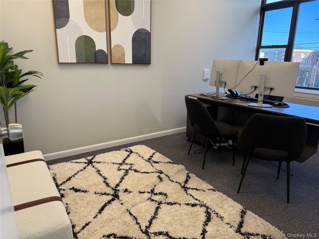 375 Sunrise Highway 5, Lynbrook, NY 11563