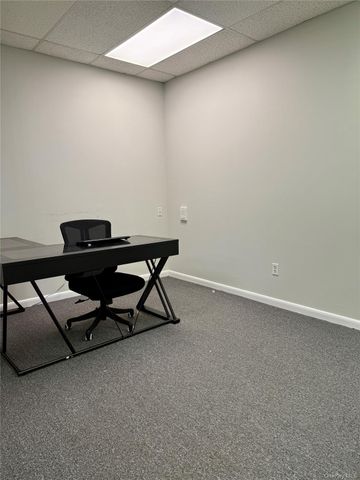 375 Sunrise Highway 5, Lynbrook, NY 11563