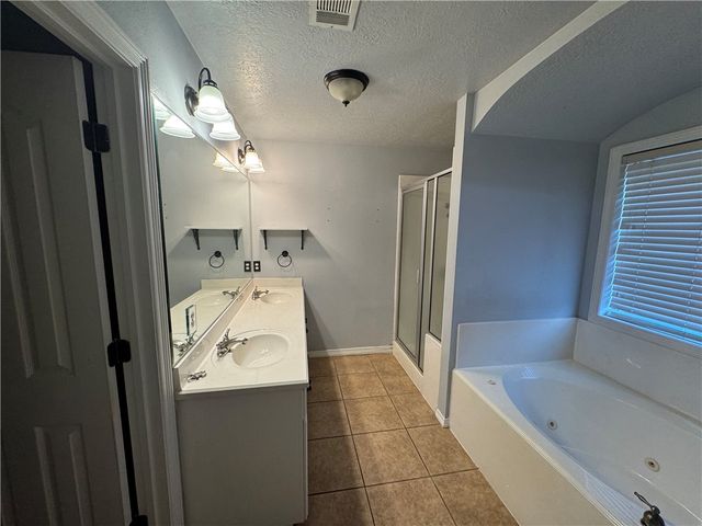 2703 Colony Glen Drive, Bryan, TX 77808