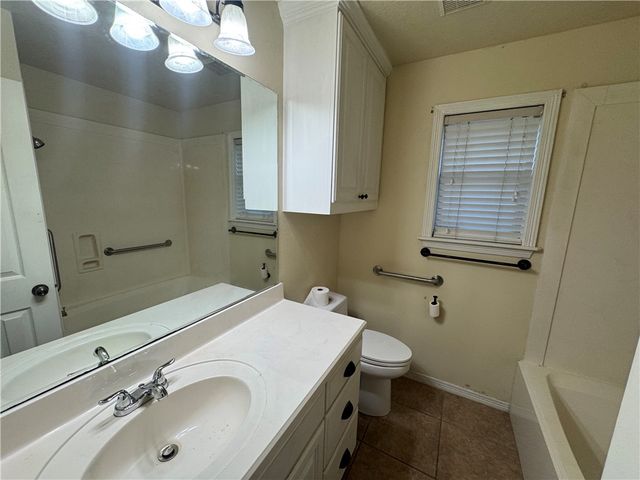 2703 Colony Glen Drive, Bryan, TX 77808