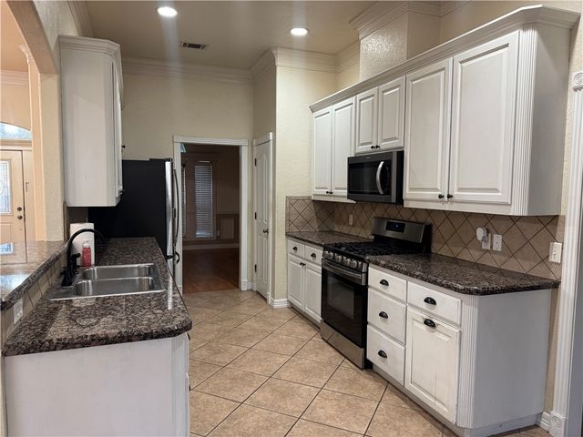 2703 Colony Glen Drive, Bryan, TX 77808