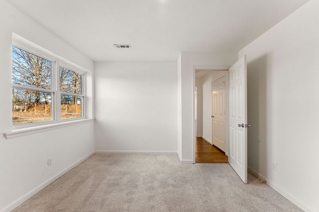 410 SW 10th Street, Bentonville, AR 72712