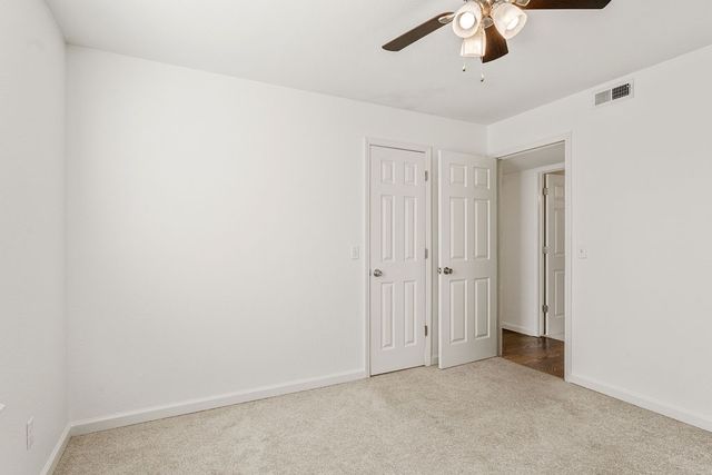 410 SW 10th Street, Bentonville, AR 72712