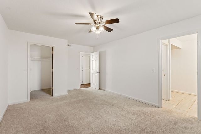 410 SW 10th Street, Bentonville, AR 72712