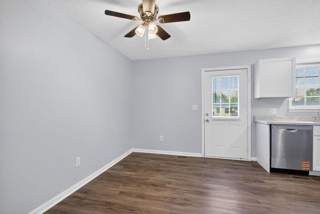 450 Jameson Way, Winchester, KY 40391