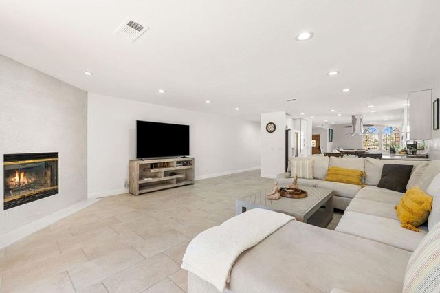 68425 Tachevah Drive, Cathedral City, CA 92234