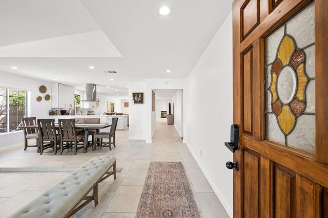 68425 Tachevah Drive, Cathedral City, CA 92234