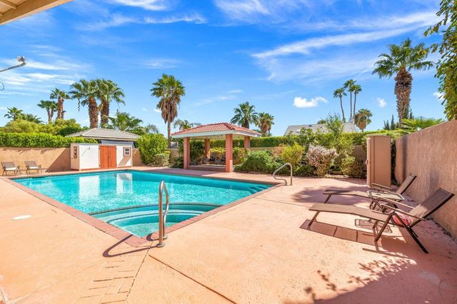 68425 Tachevah Drive, Cathedral City, CA 92234