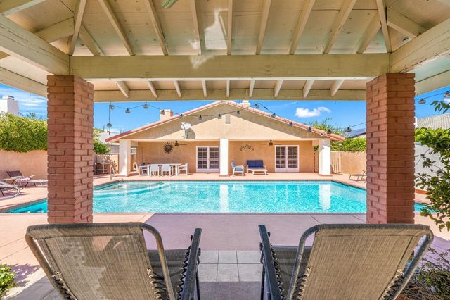 68425 Tachevah Drive, Cathedral City, CA 92234