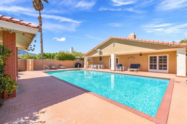 68425 Tachevah Drive, Cathedral City, CA 92234