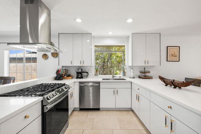 68425 Tachevah Drive, Cathedral City, CA 92234