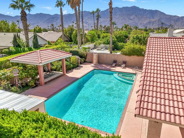 68425 Tachevah Drive, Cathedral City, CA 92234